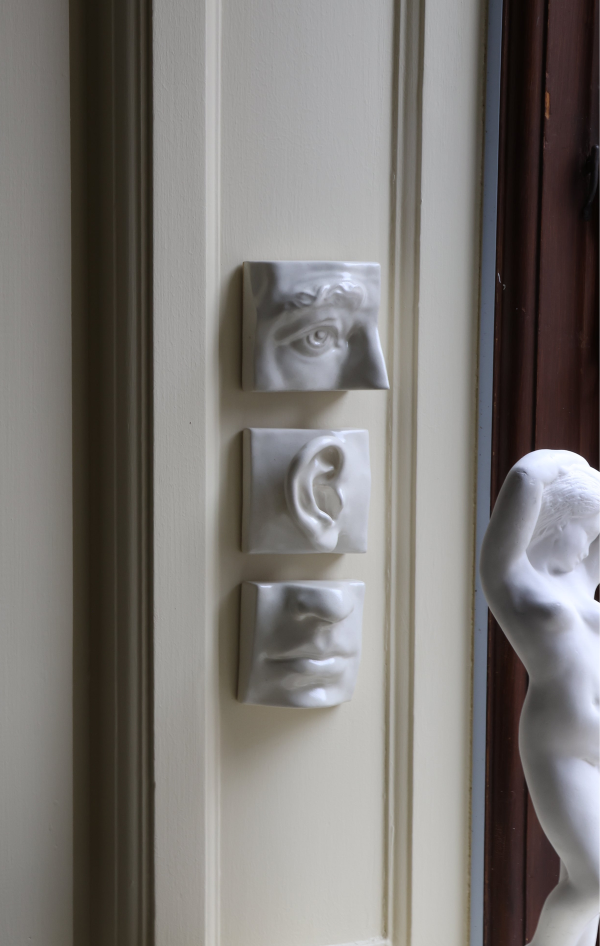 Salamina | Relief Set Three Pieces