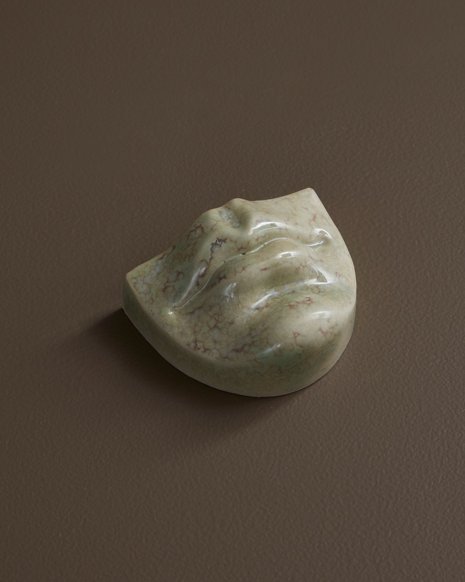 Mund Rund | Keramisk Relief
