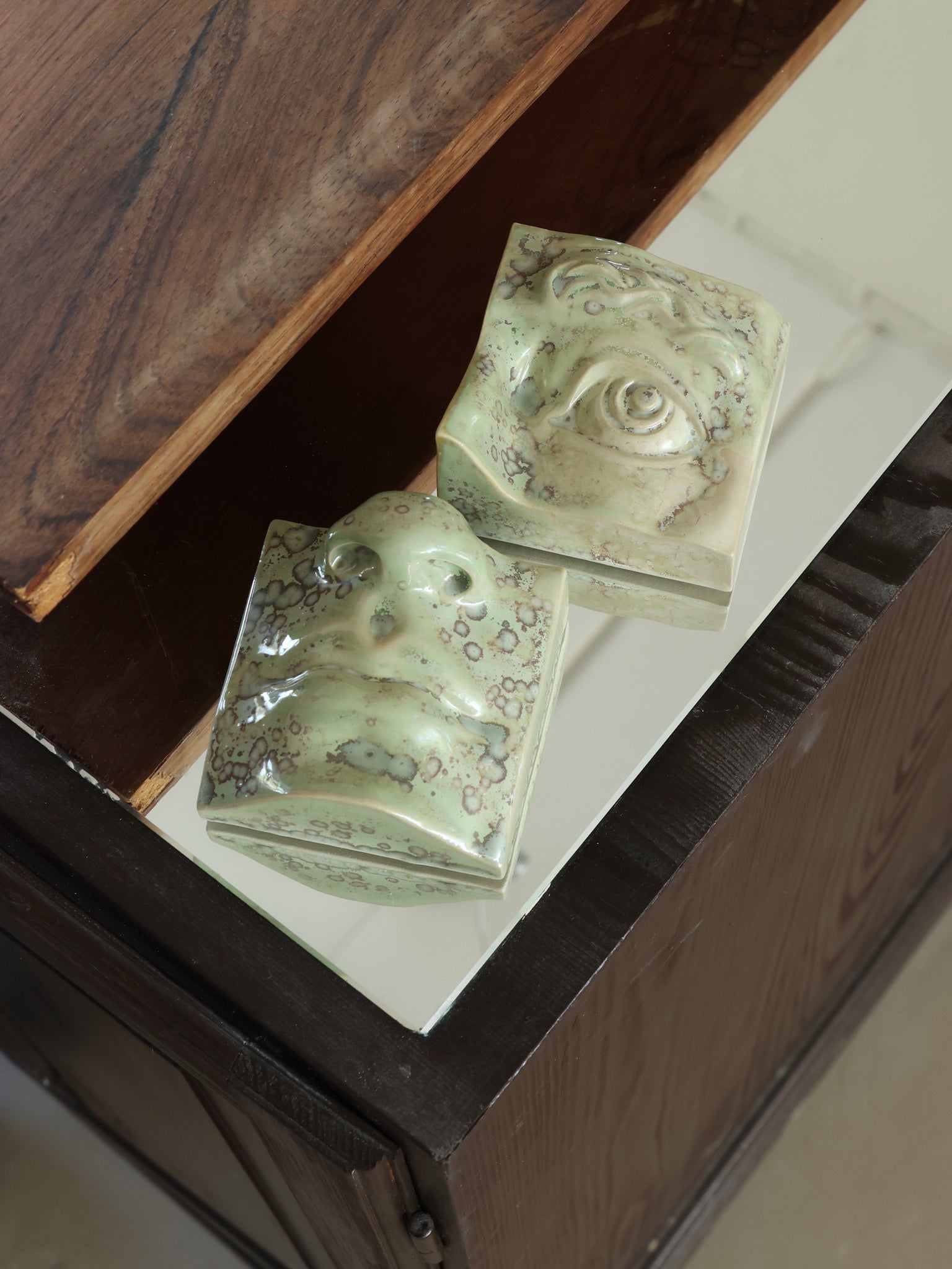 Tilos | Relief Set Two Pieces